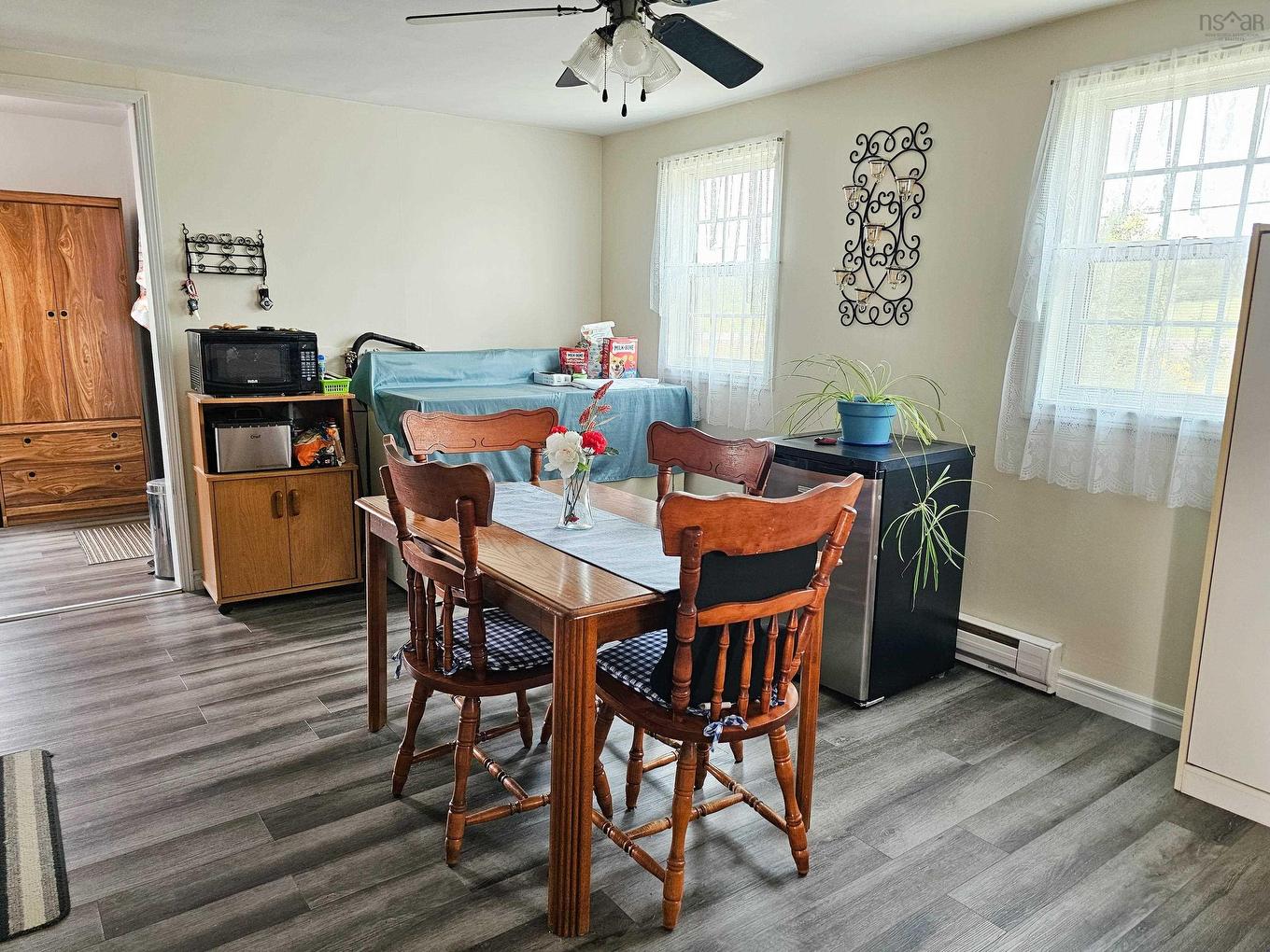 4606 Highway 2, Upper Economy, NS