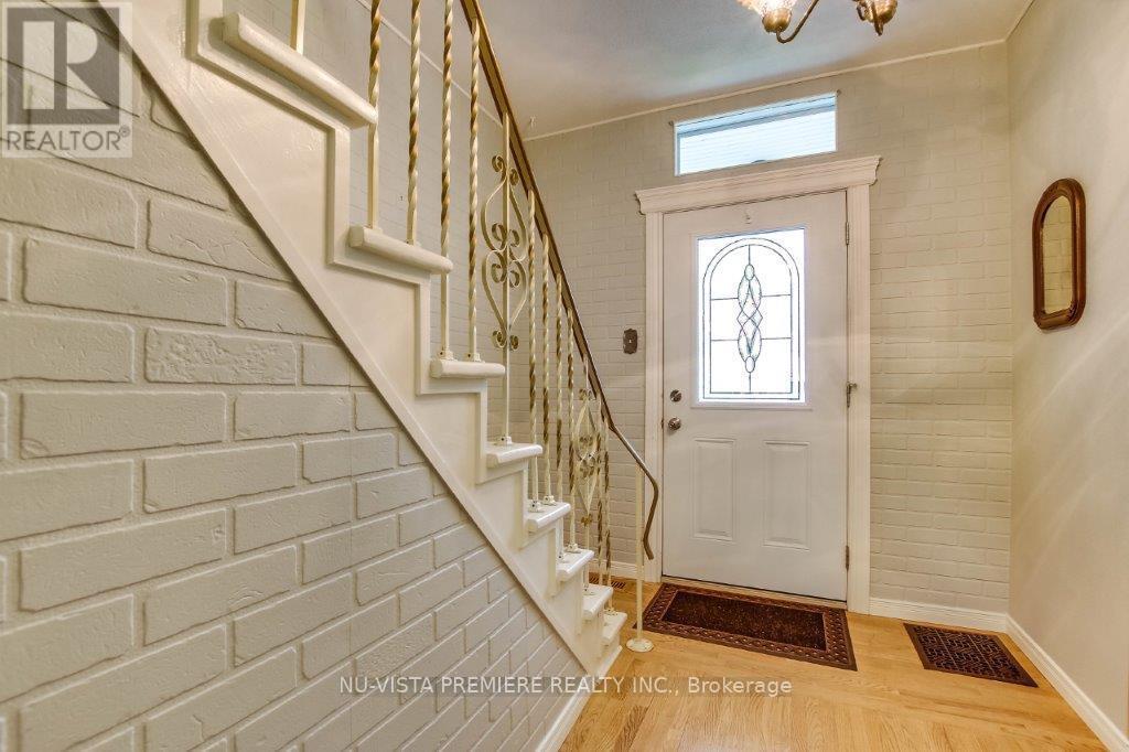 171 Sterling Street, London East (East C), ON - Indoor Photo Showing Other Room