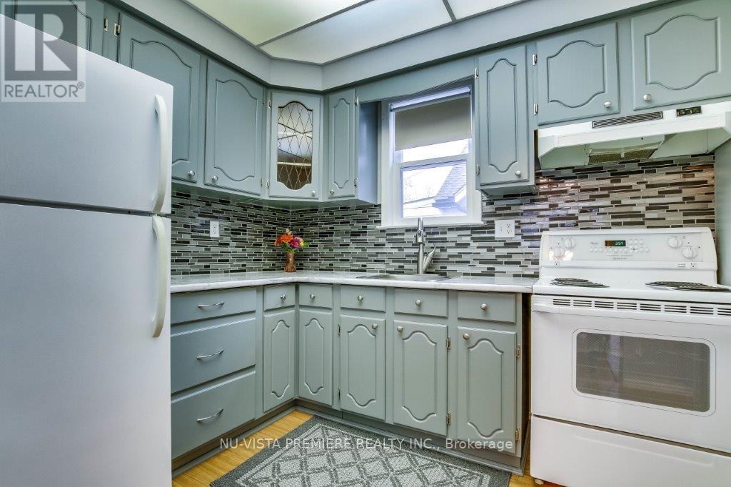 171 Sterling Street, London East (East C), ON - Indoor Photo Showing Kitchen