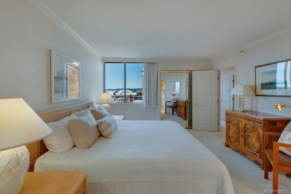 1102-225 Belleville St, Victoria, BC - Indoor Photo Showing Bedroom