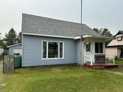 10 Elizabeth Avenue Terrace Bay, ON P0T 2W0