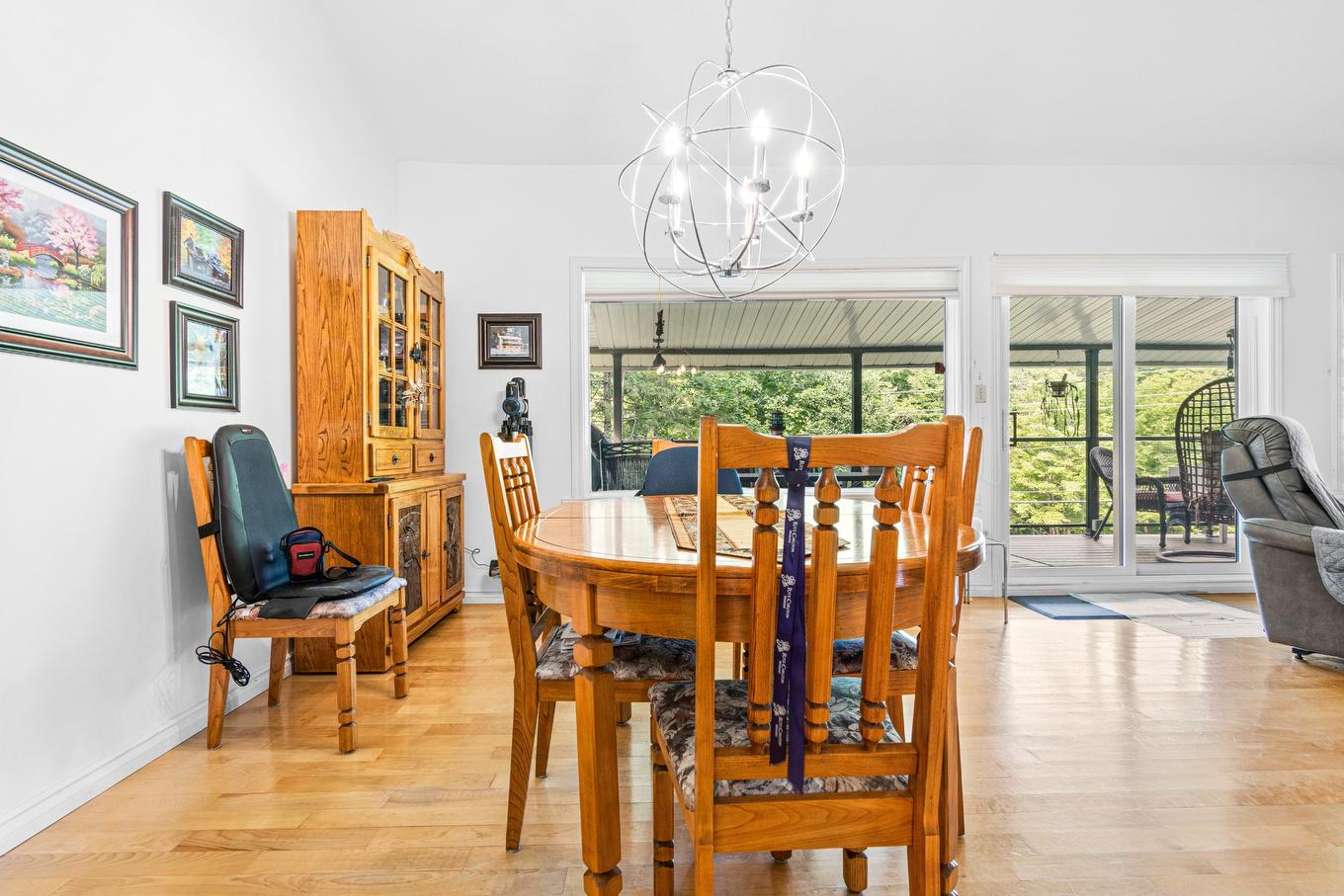 Dining room - 3785 Rue Rolland, Sainte-Adèle, QC - Indoor Photo Showing Dining Room