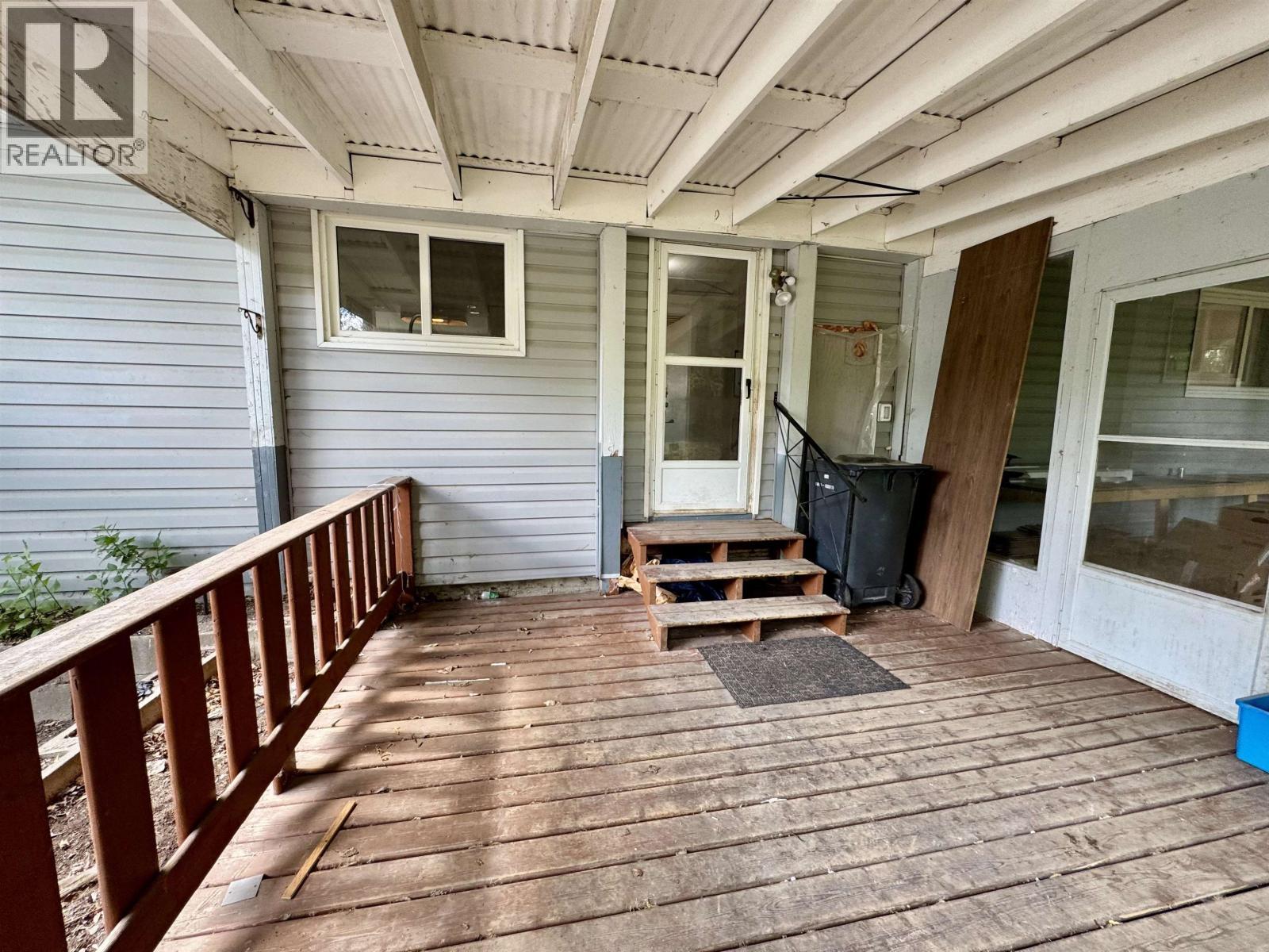 204 3Rd Avenue, Fort St. James, BC - Outdoor With Exterior