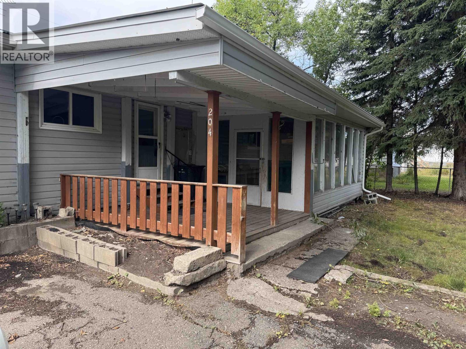 204 3Rd Avenue, Fort St. James, BC - Outdoor