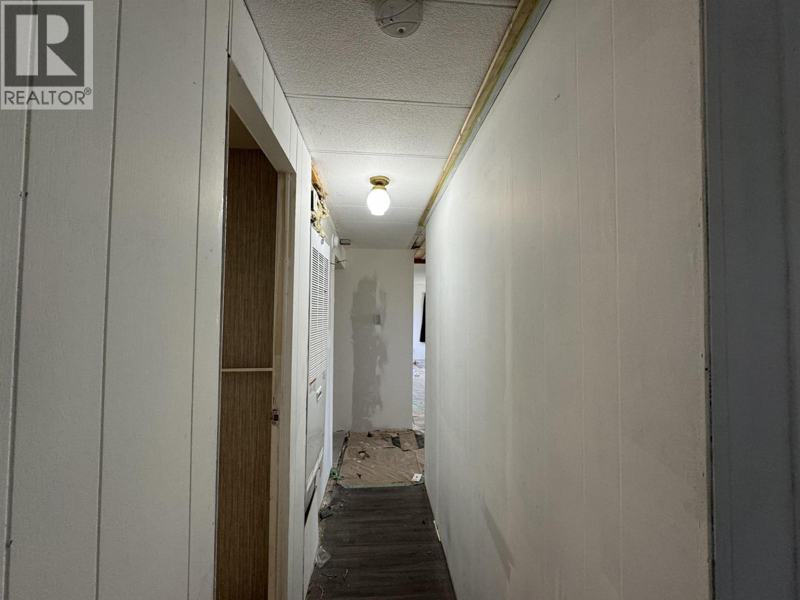 204 3Rd Avenue, Fort St. James, BC - Indoor