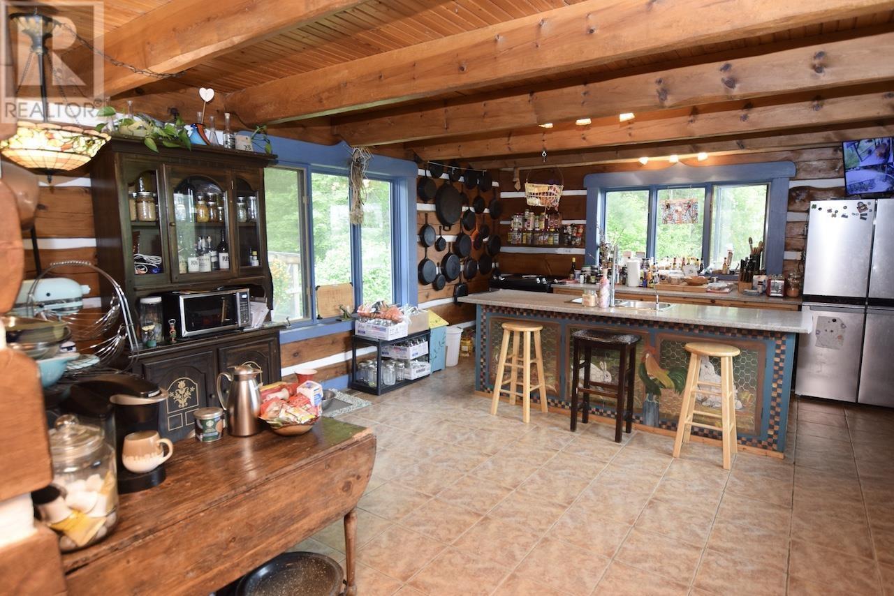 4517 Highway 17, Spragge, ON - Indoor