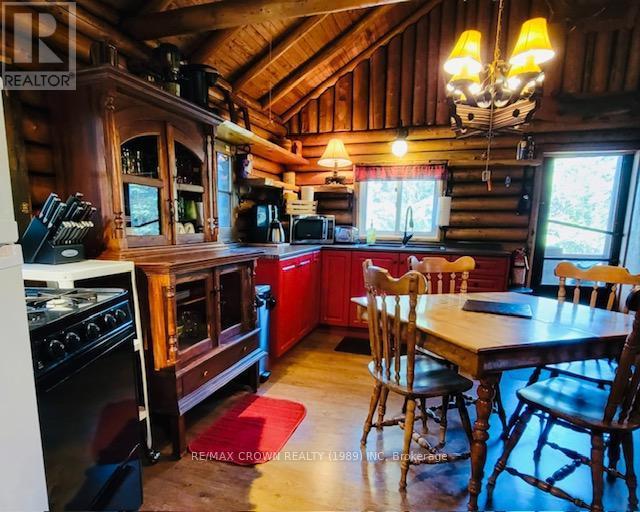 Lt 5-6 Stoddart Township, Hearst, ON - Indoor Photo Showing Dining Room