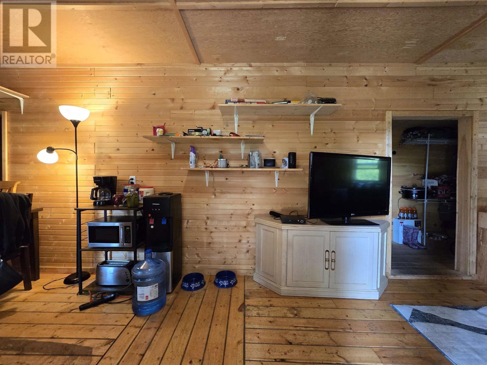 . Brady Rd, Iron Bridge, ON - Indoor Photo Showing Other Room