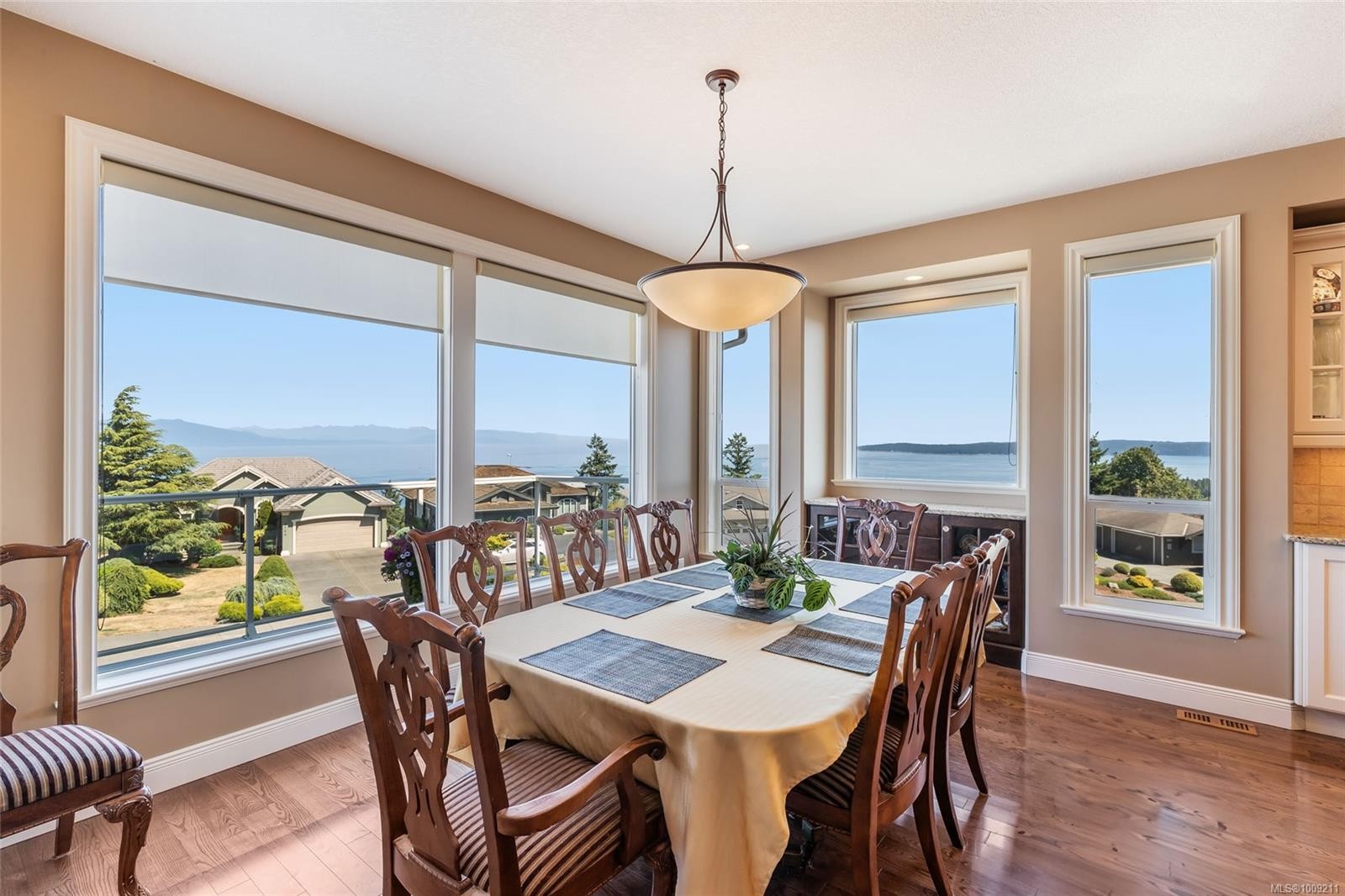 3708 Glen Oaks Dr, Nanaimo, BC