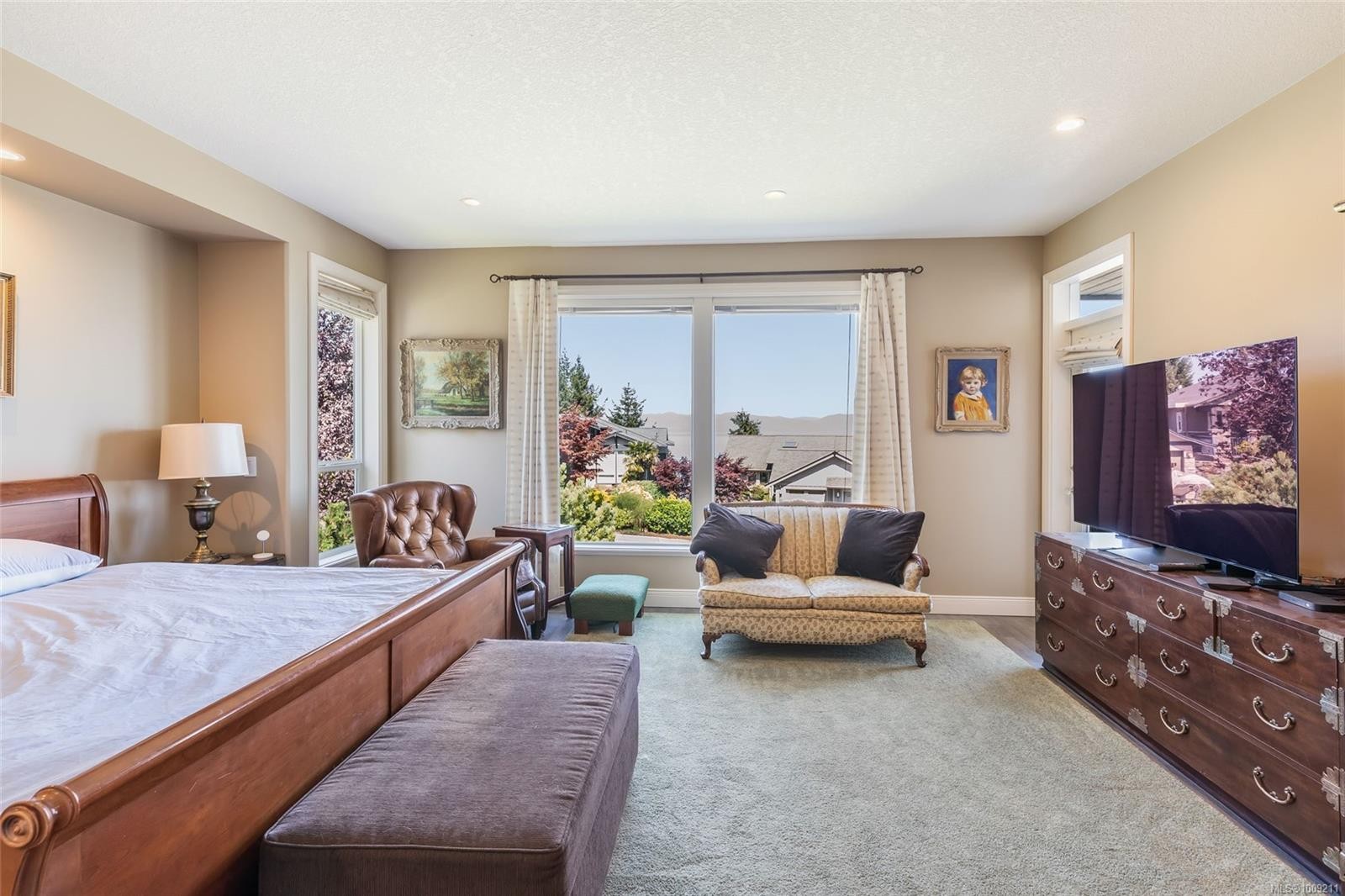 3708 Glen Oaks Dr, Nanaimo, BC