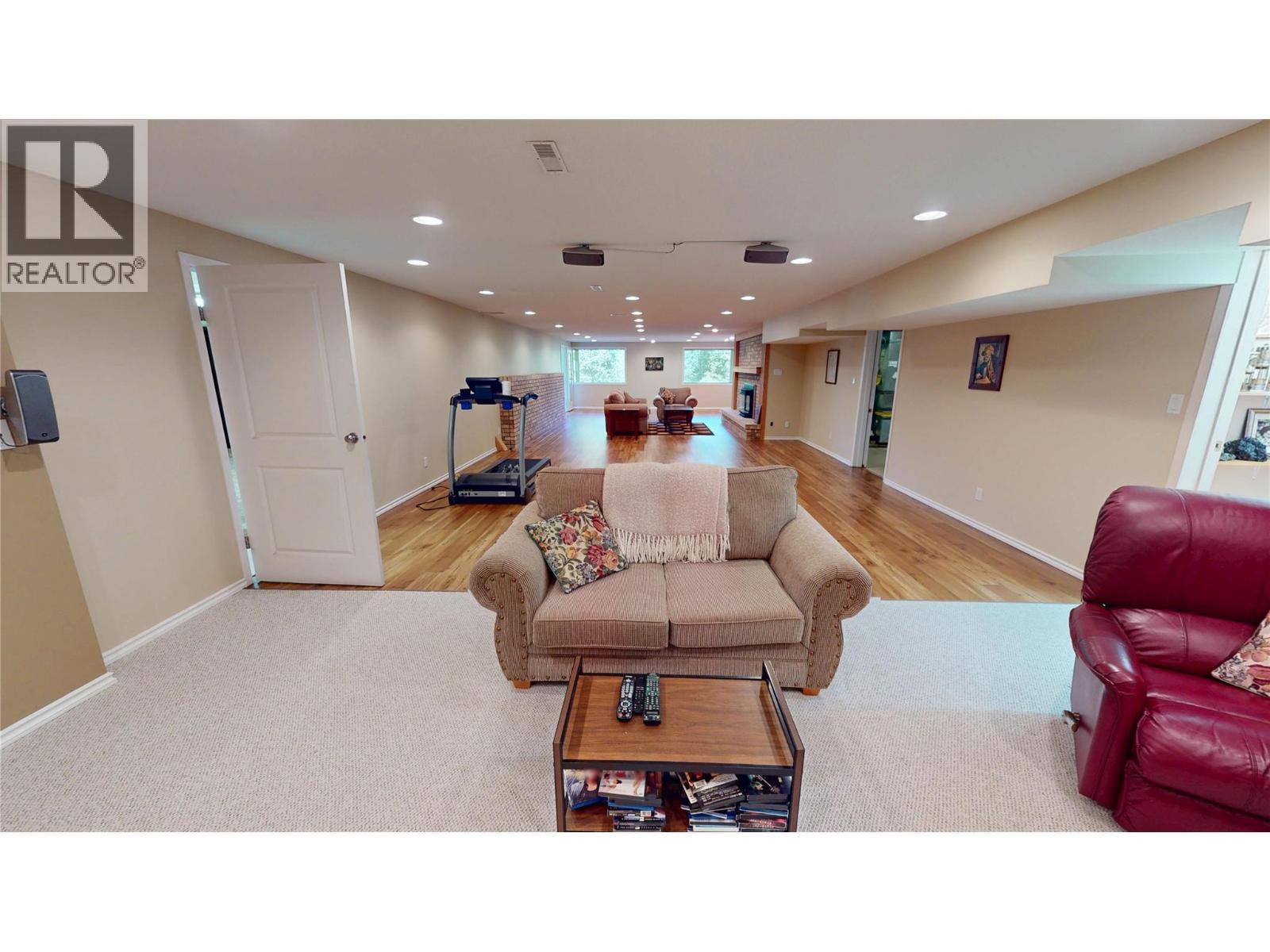 105 Castle Mountain Road, Fernie, BC - Indoor