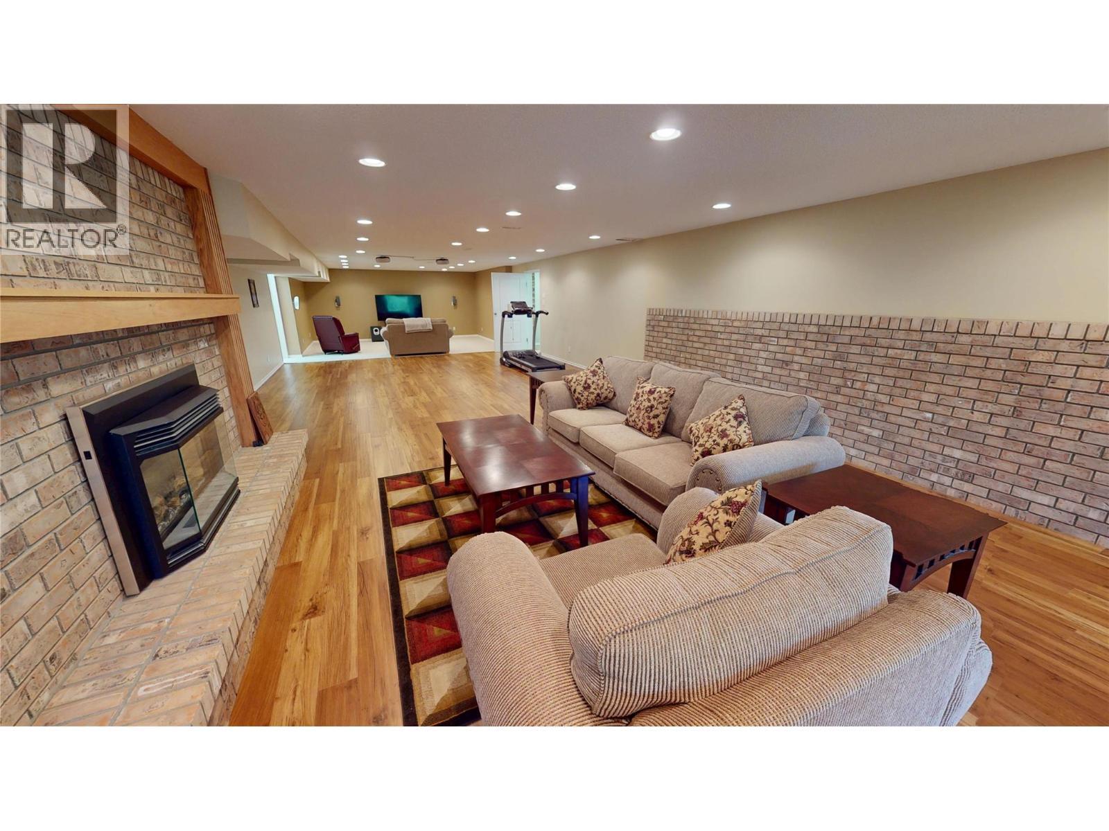 105 Castle Mountain Road, Fernie, BC - Indoor With Fireplace