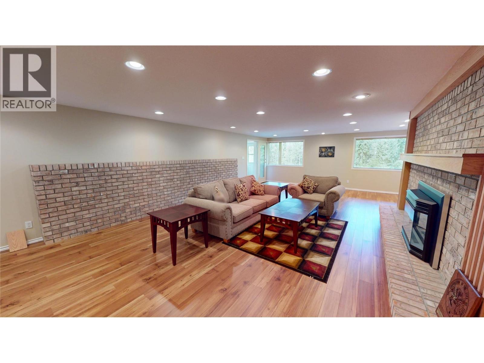 105 Castle Mountain Road, Fernie, BC - Indoor With Fireplace