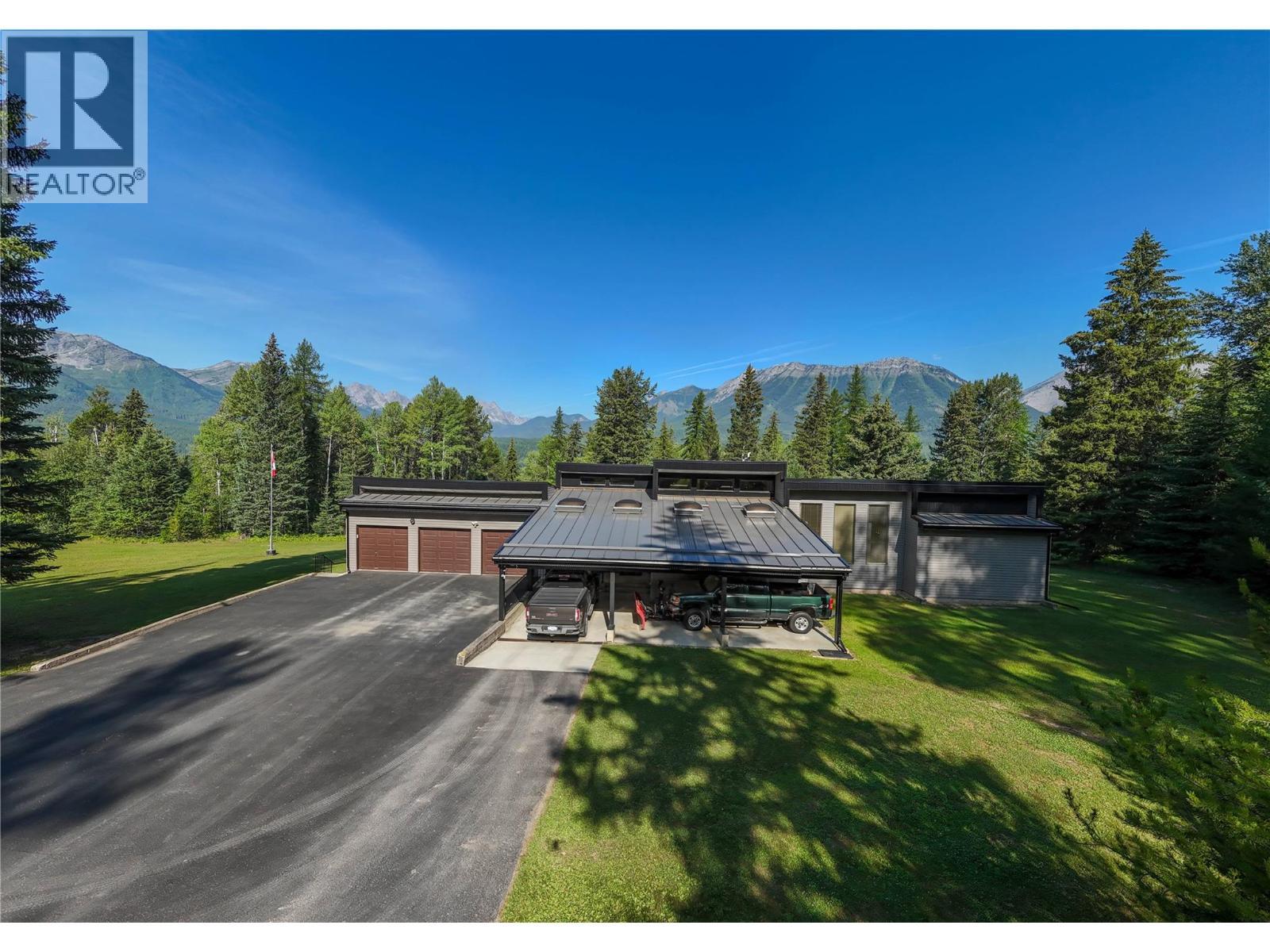 105 Castle Mountain Road, Fernie, BC - Outdoor