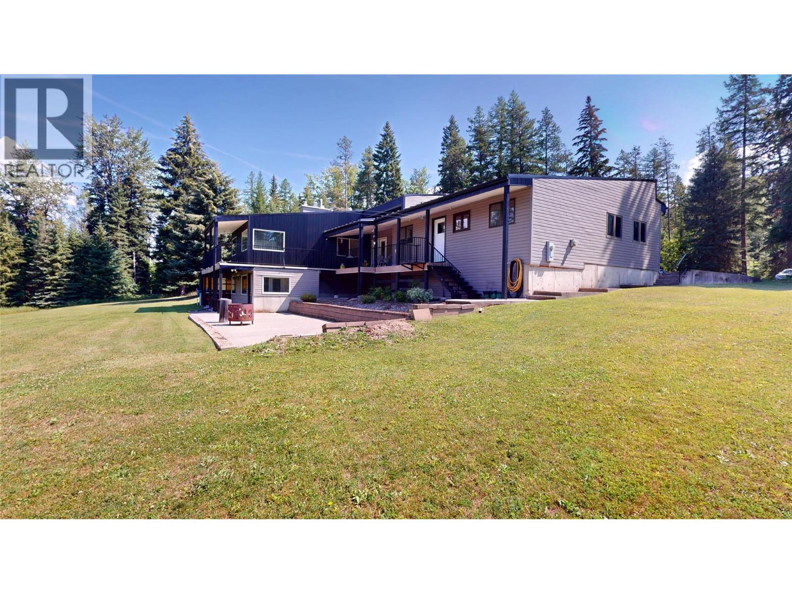 105 Castle Mountain Road, Fernie, BC - Outdoor