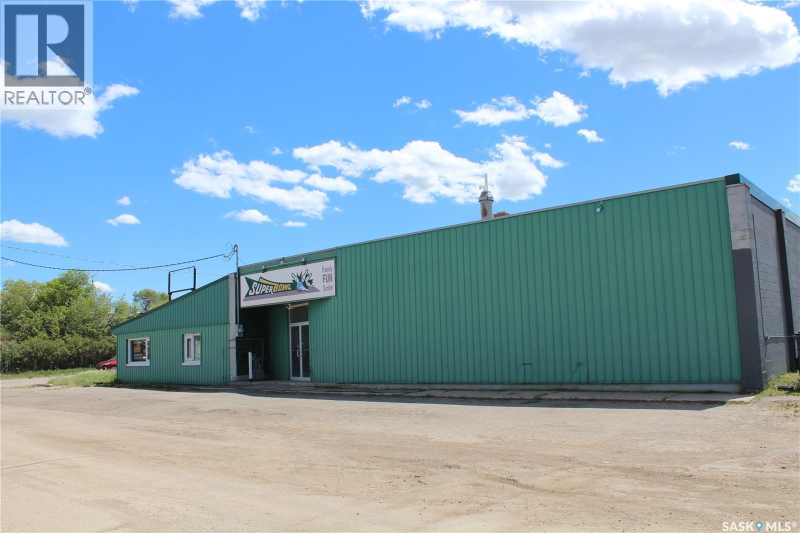 8 2Nd Avenue Sw, Weyburn, SK