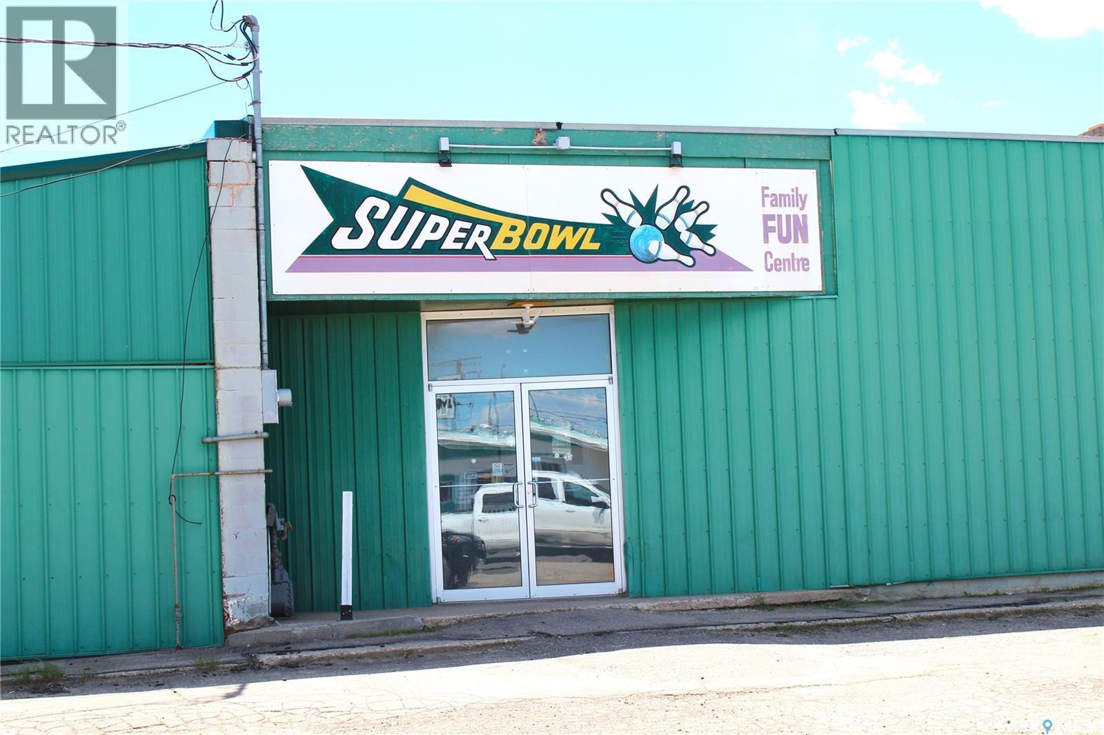 8 2Nd Avenue Sw, Weyburn, SK