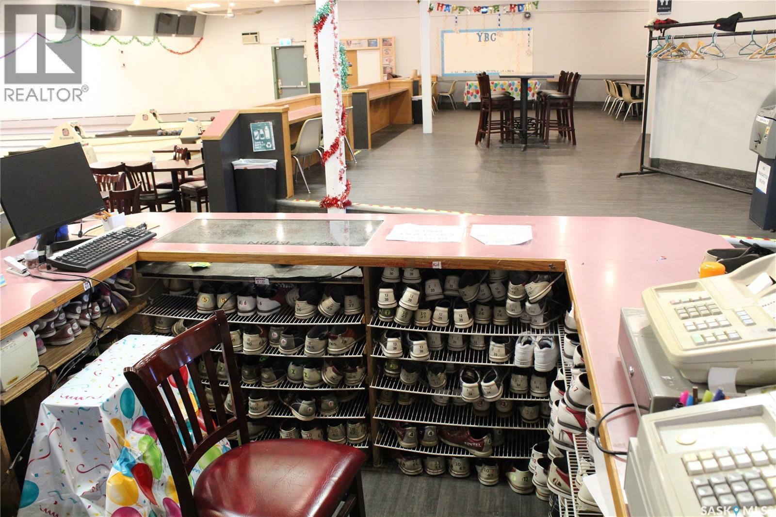 8 2Nd Avenue Sw, Weyburn, SK