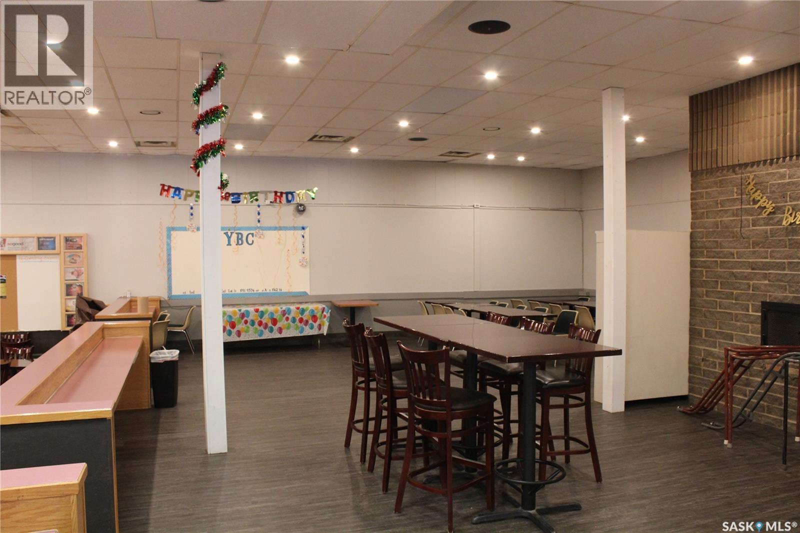 8 2Nd Avenue Sw, Weyburn, SK