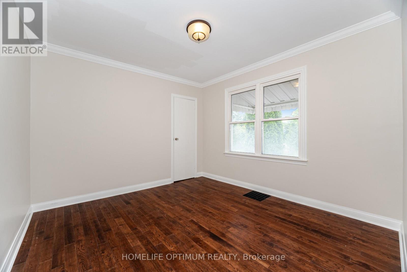 132 Eagle Street, Newmarket, ON - Indoor Photo Showing Other Room