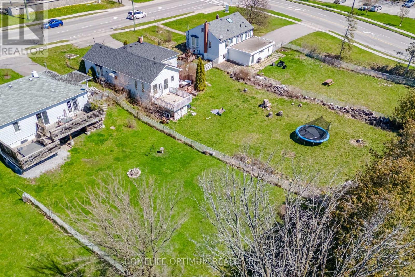 132 Eagle Street, Newmarket, ON - Outdoor With Deck Patio Veranda With View