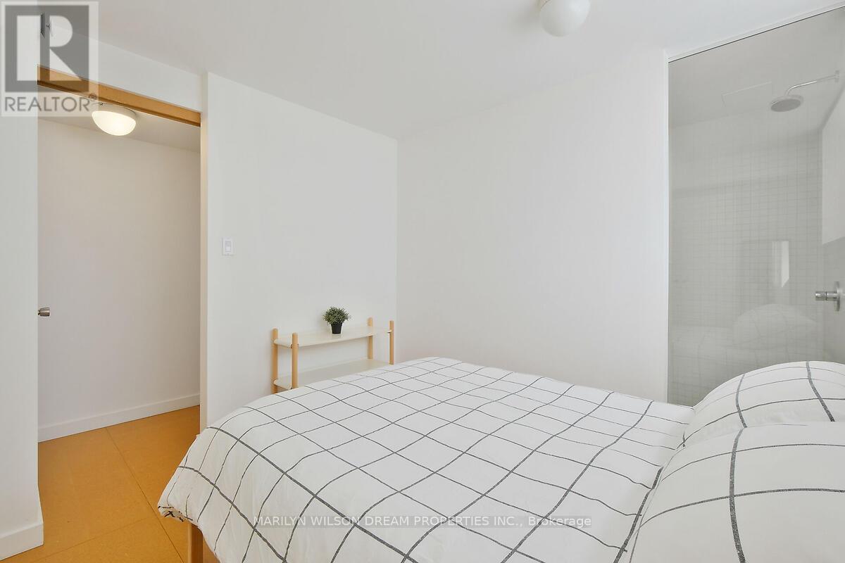 67 Pinhey Street, Ottawa, ON - Indoor Photo Showing Bedroom