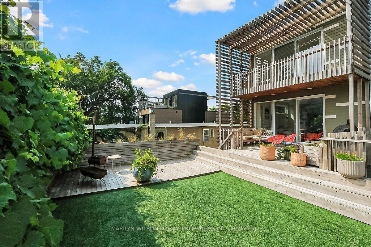 67 Pinhey Street, Ottawa, ON - Outdoor With Deck Patio Veranda