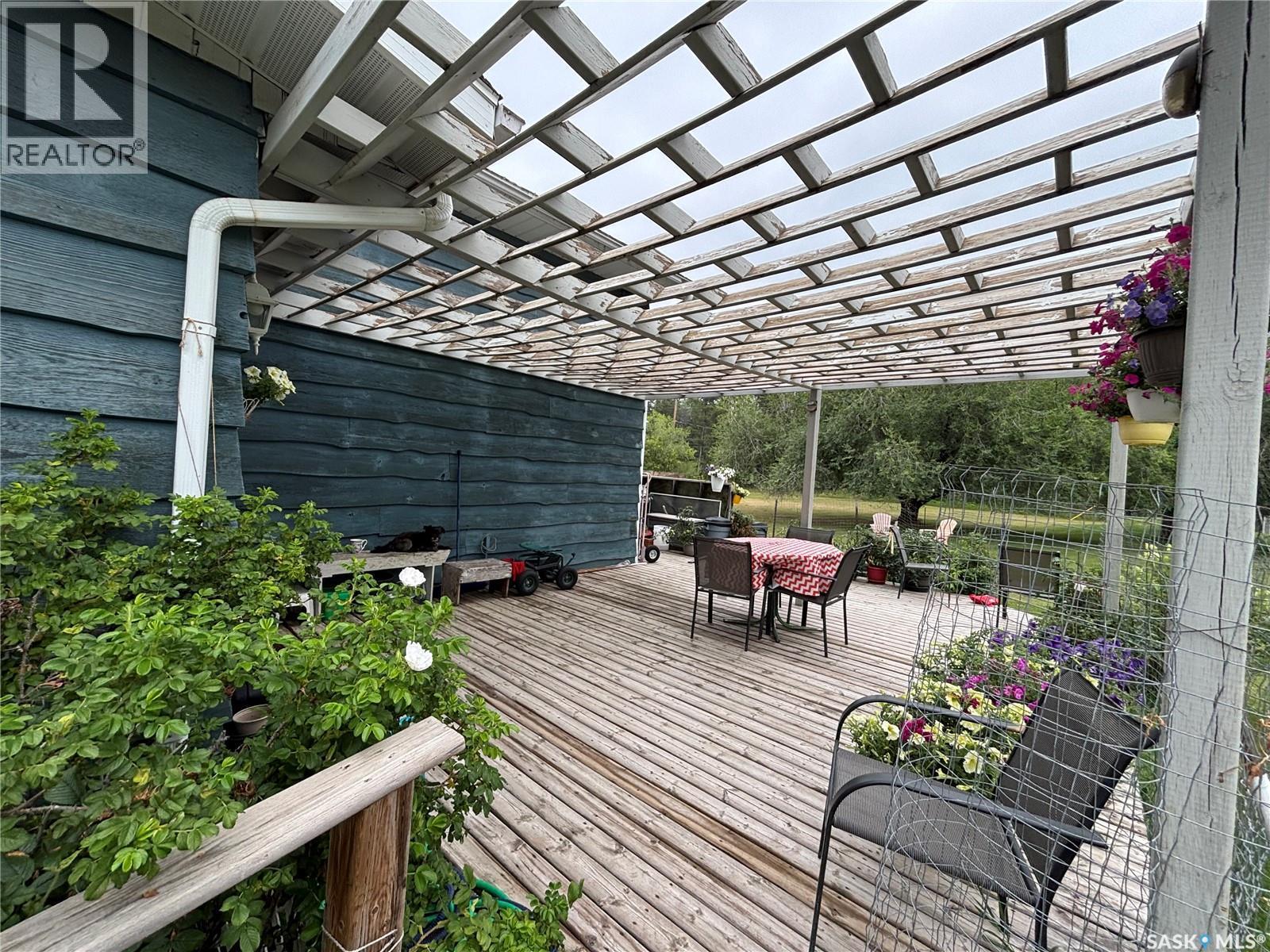 609 10Th Street N, Nipawin Rm No. 487, SK - Outdoor With Deck Patio Veranda