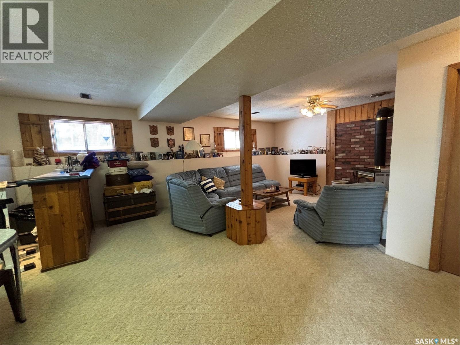 609 10Th Street N, Nipawin Rm No. 487, SK - Indoor With Fireplace