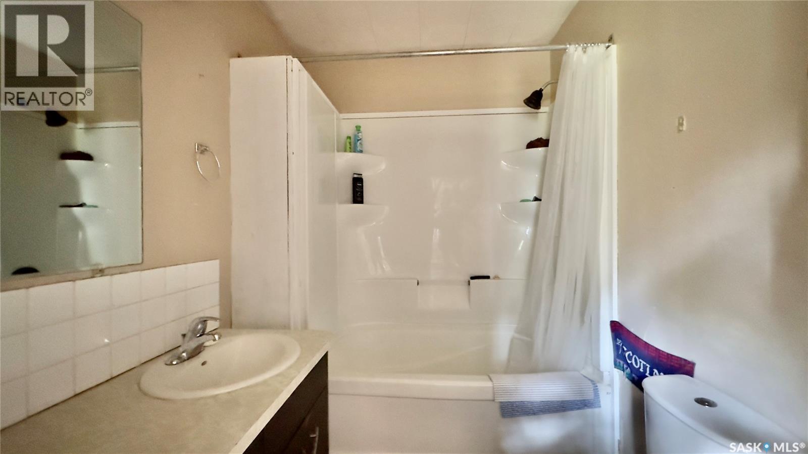 Mervin Acreage - Robinson, Mervin Rm No.499, SK - Indoor Photo Showing Bathroom