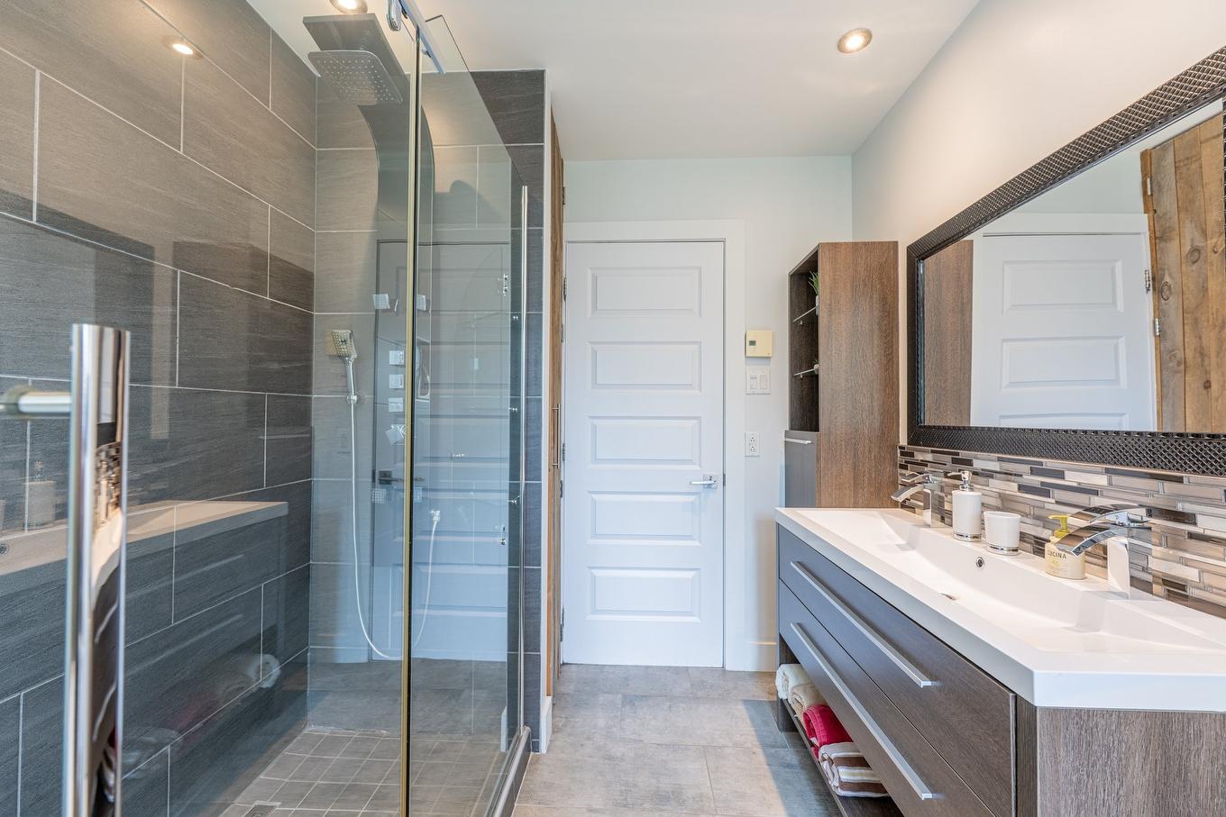 Salle de bains - 65 Rue Picard, L'Épiphanie, QC - Indoor Photo Showing Bathroom