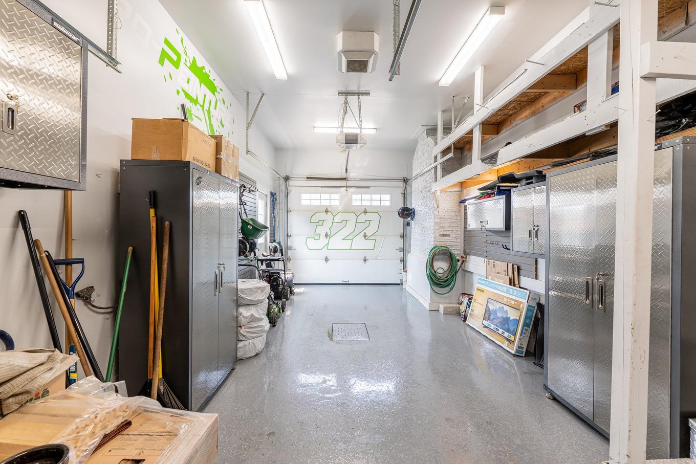 Garage - 65 Rue Picard, L'Épiphanie, QC - Indoor