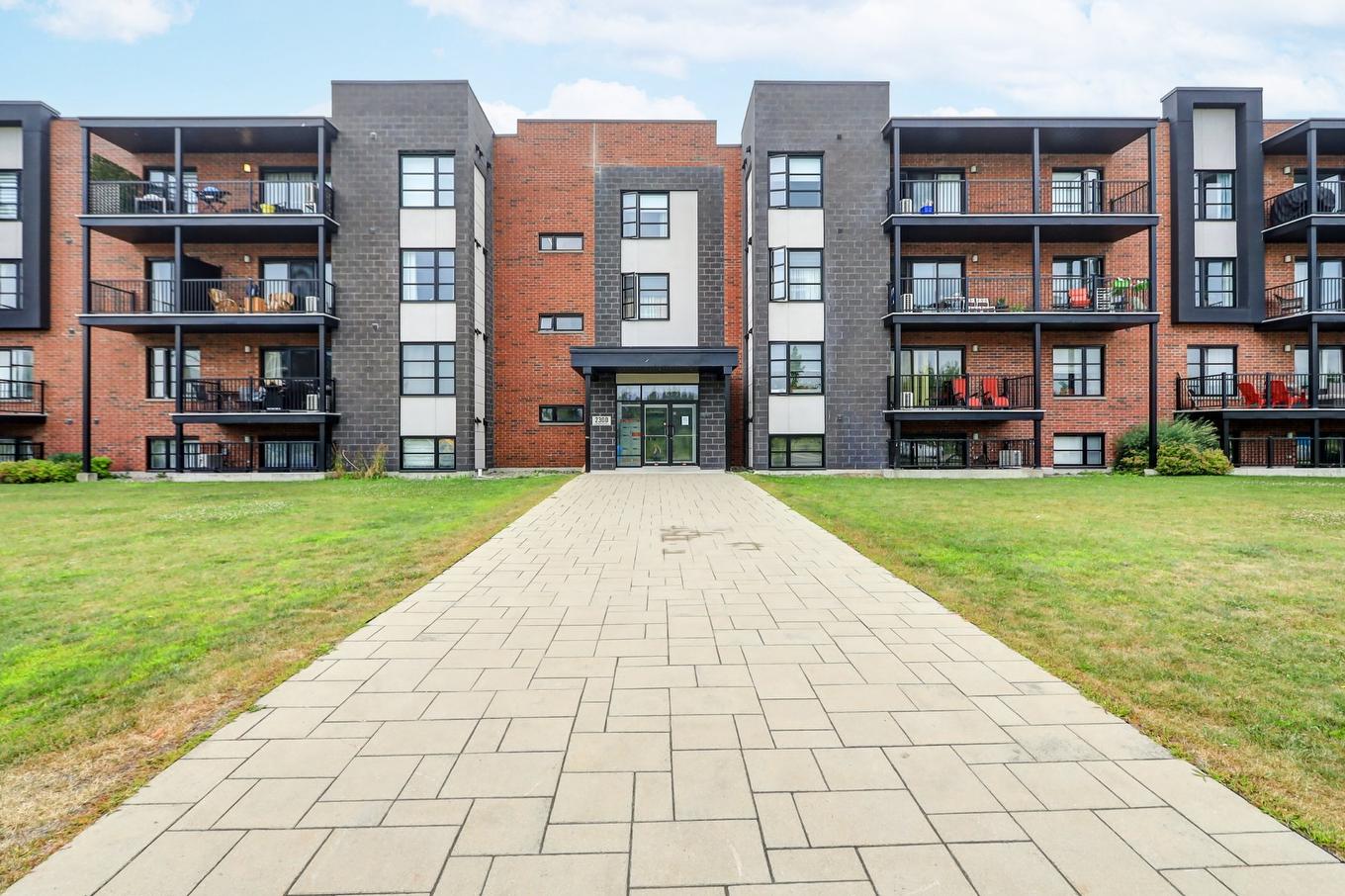 Façade - 106-2300 Rue De La Traversée, Saint-Jérôme, QC - Outdoor With Facade