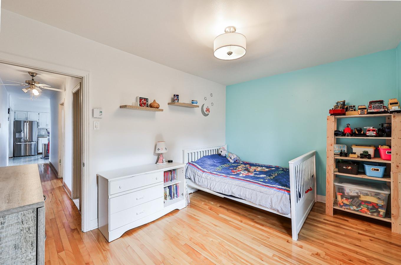Chambre à coucher - 954 Boul. Arthur-Sauvé, Saint-Eustache, QC - Indoor Photo Showing Bedroom