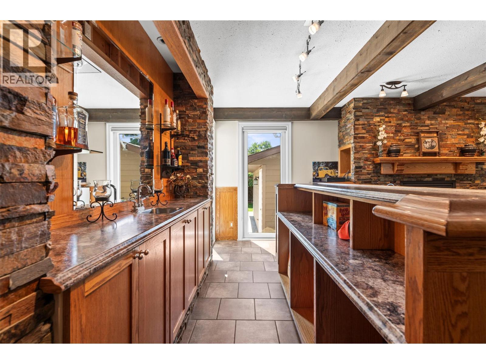 48 Waterside Road, Enderby, BC - Indoor