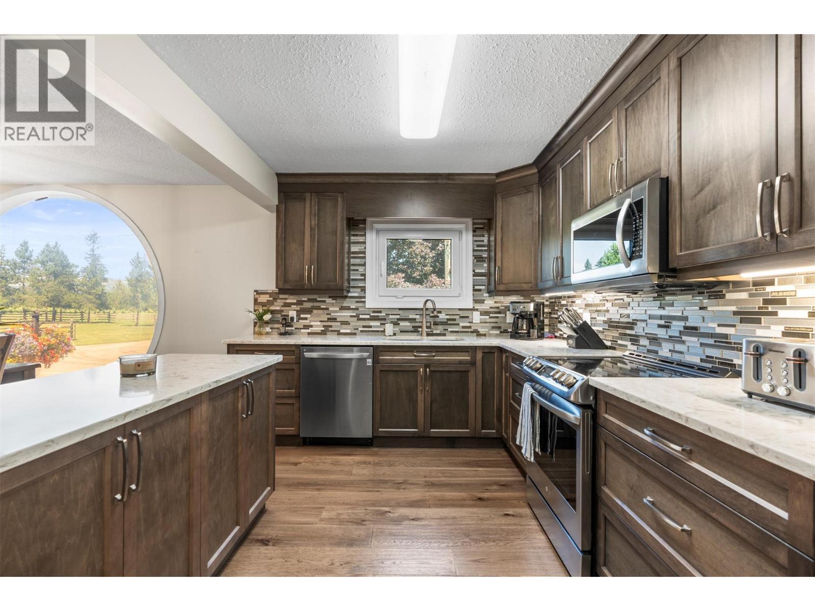 48 Waterside Road, Enderby, BC - Indoor Photo Showing Kitchen With Upgraded Kitchen