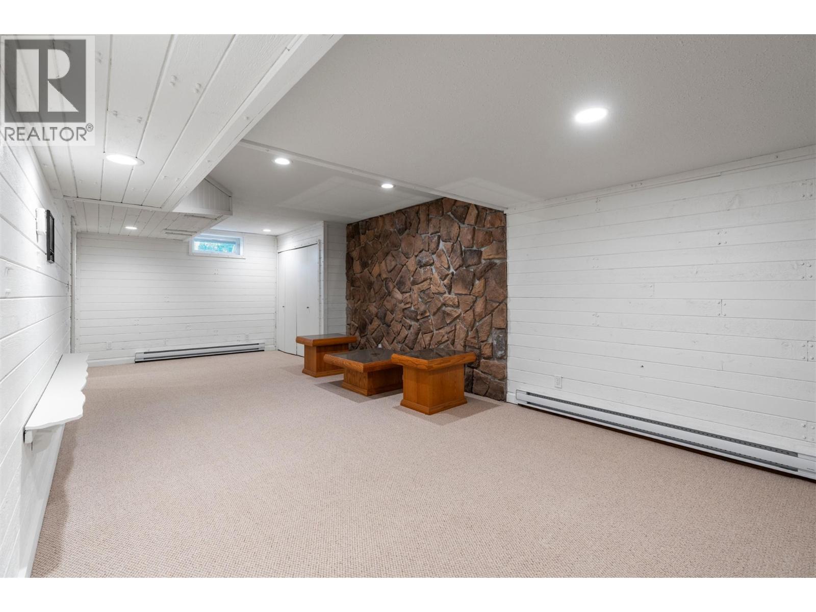 48 Waterside Road, Enderby, BC - Indoor