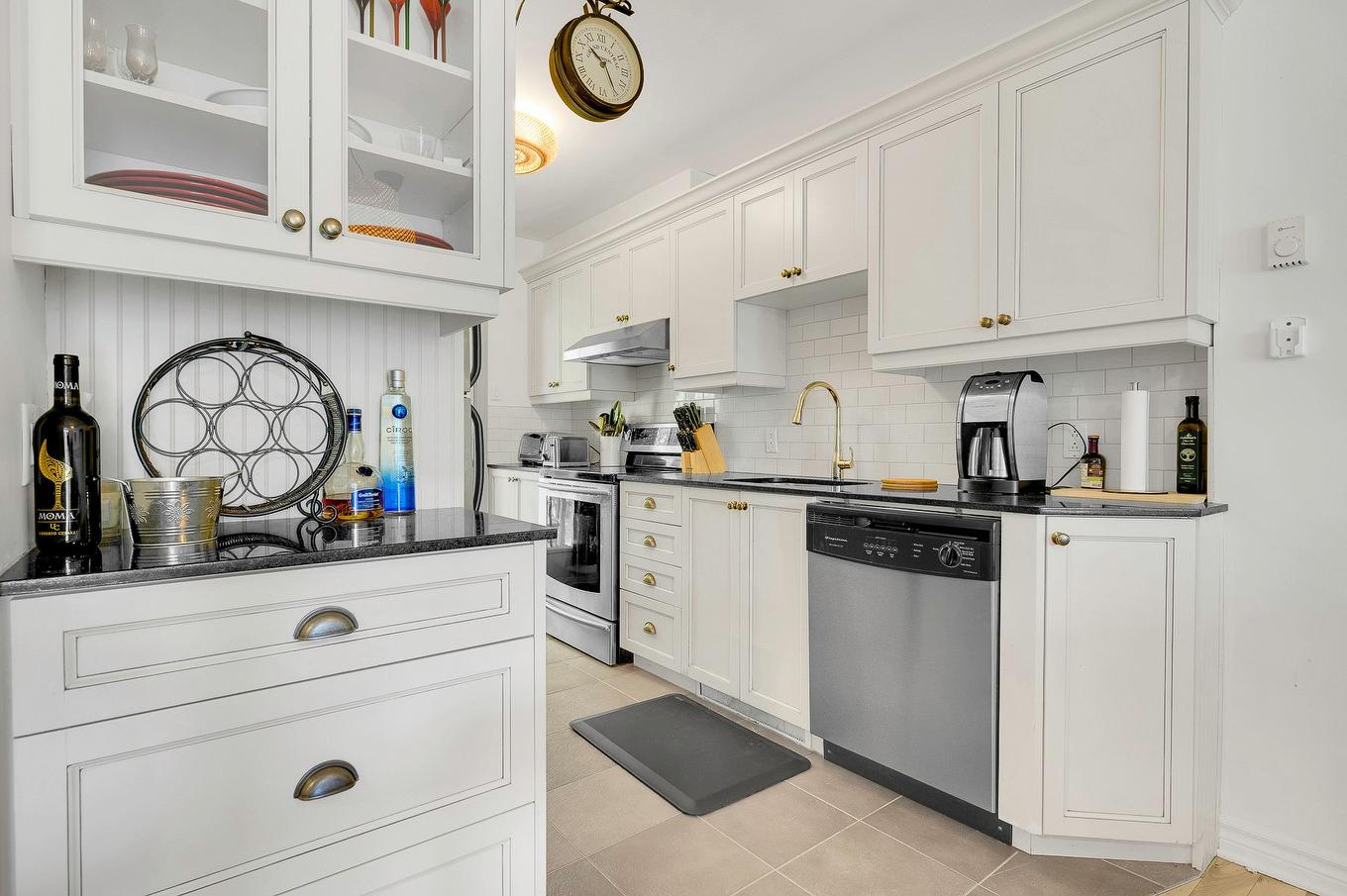 Kitchen - 743A Rue Principale, Saint-Sauveur, QC - Indoor Photo Showing Kitchen With Upgraded Kitchen