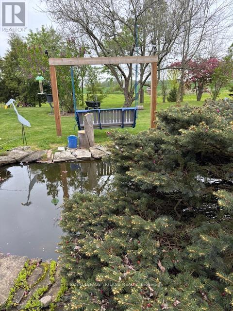 14 Poplar Street, Dutton/Dunwich (Wallacetown), ON - Outdoor With Body Of Water