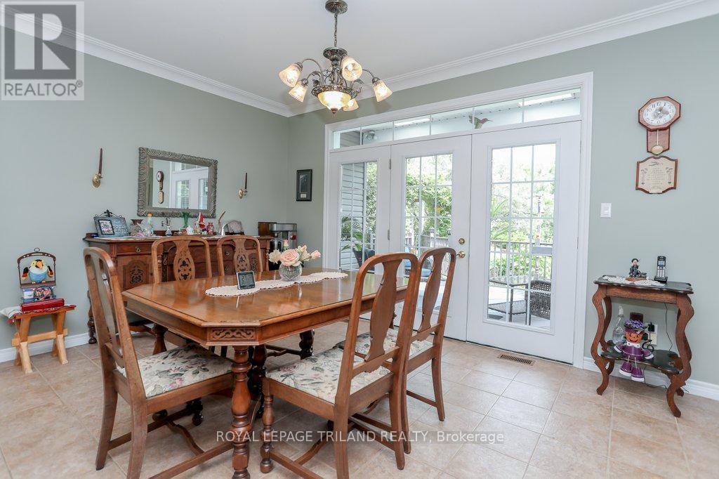 14 Poplar Street, Dutton/Dunwich (Wallacetown), ON - Indoor Photo Showing Dining Room