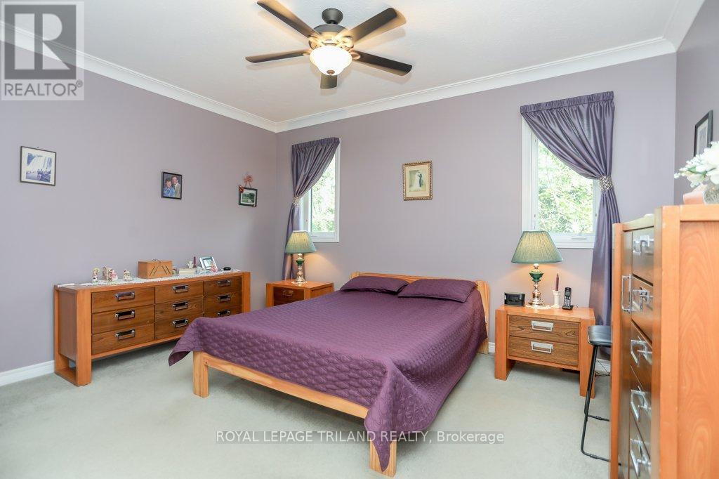 14 Poplar Street, Dutton/Dunwich (Wallacetown), ON - Indoor Photo Showing Bedroom
