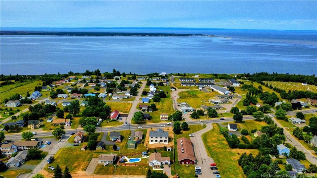 259 Rue Savard, Caraquet, NB