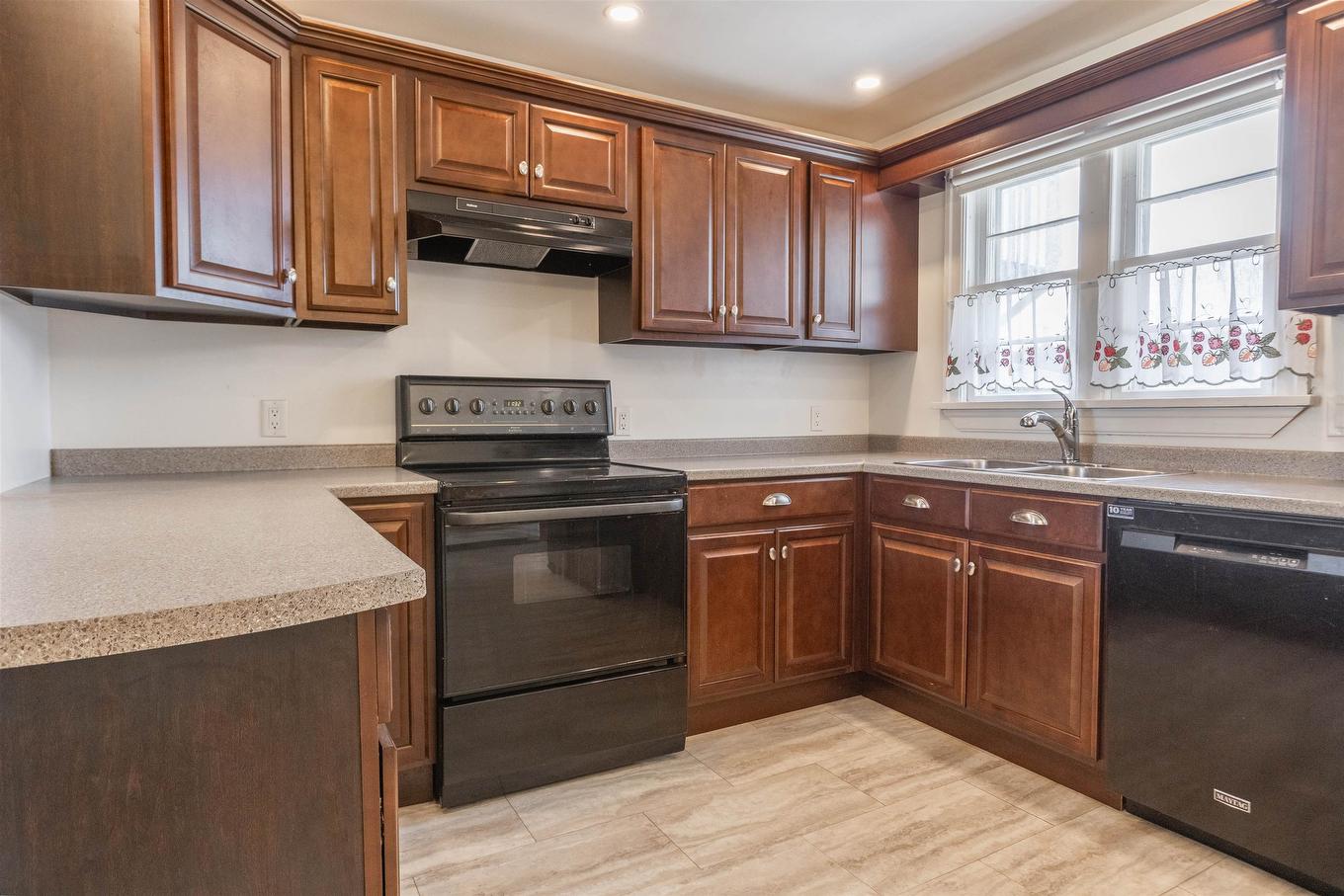 639 Main Street, Montague, PE