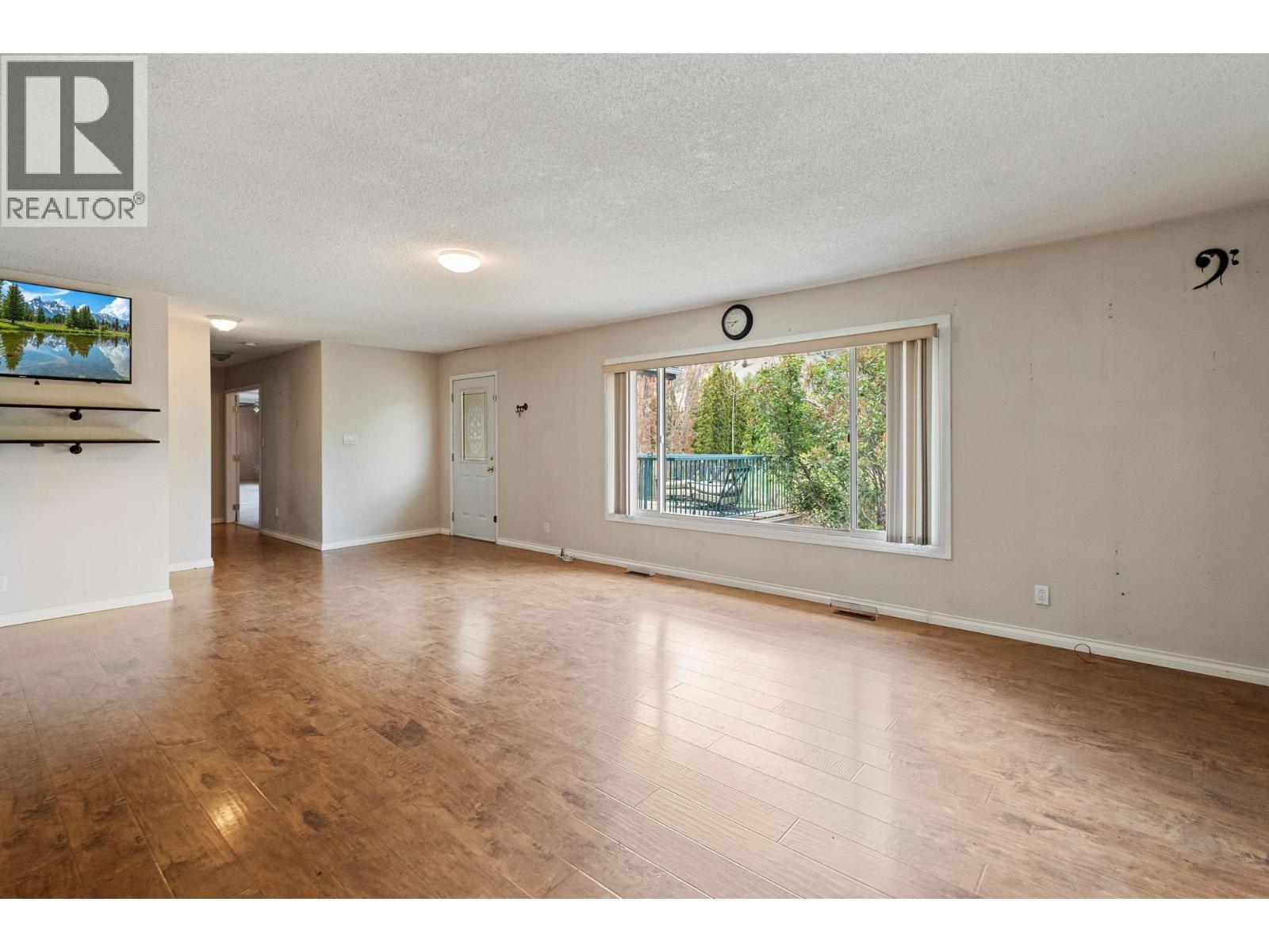 3219 River Road, Keremeos, BC