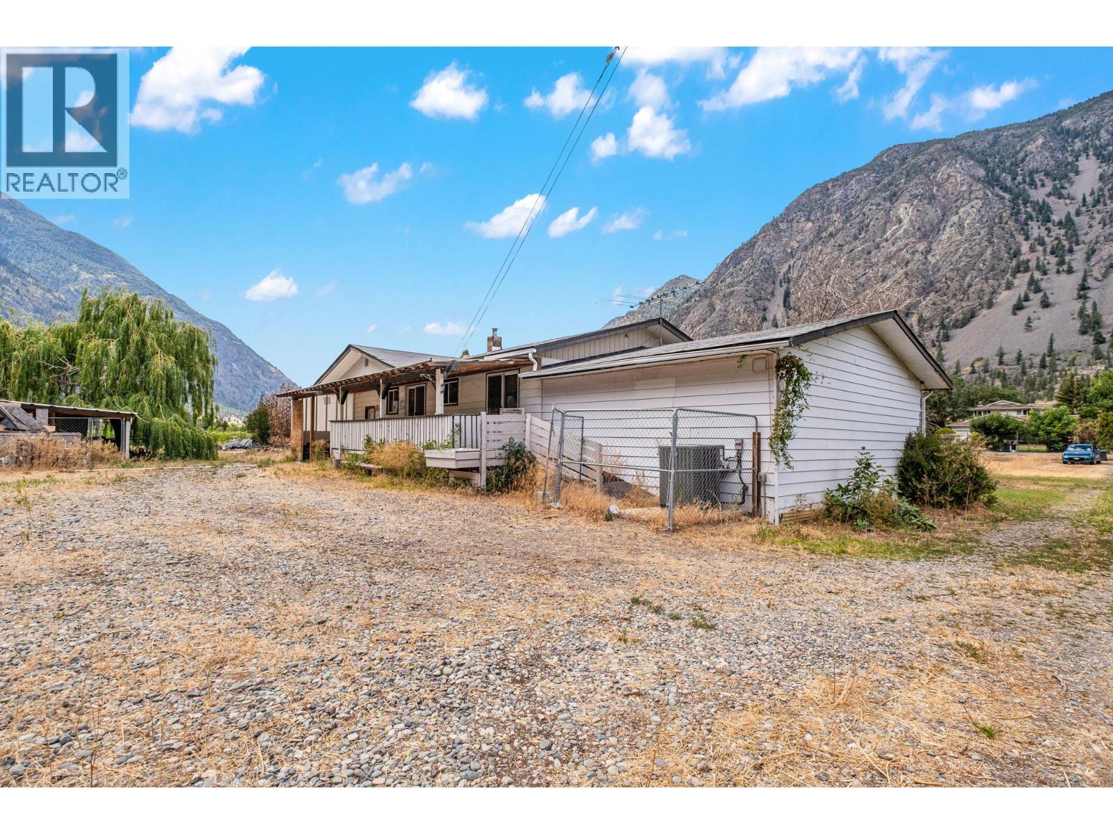 3219 River Road, Keremeos, BC