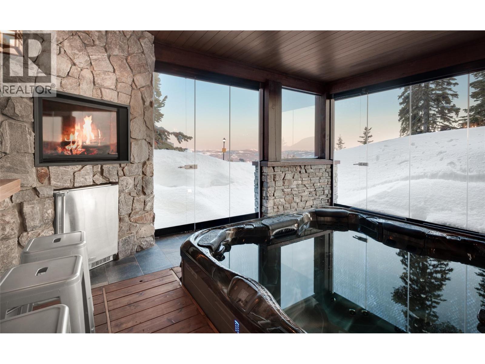 310 Moonshine Crescent Unit# Lot 13, Big White, BC - Indoor With Fireplace