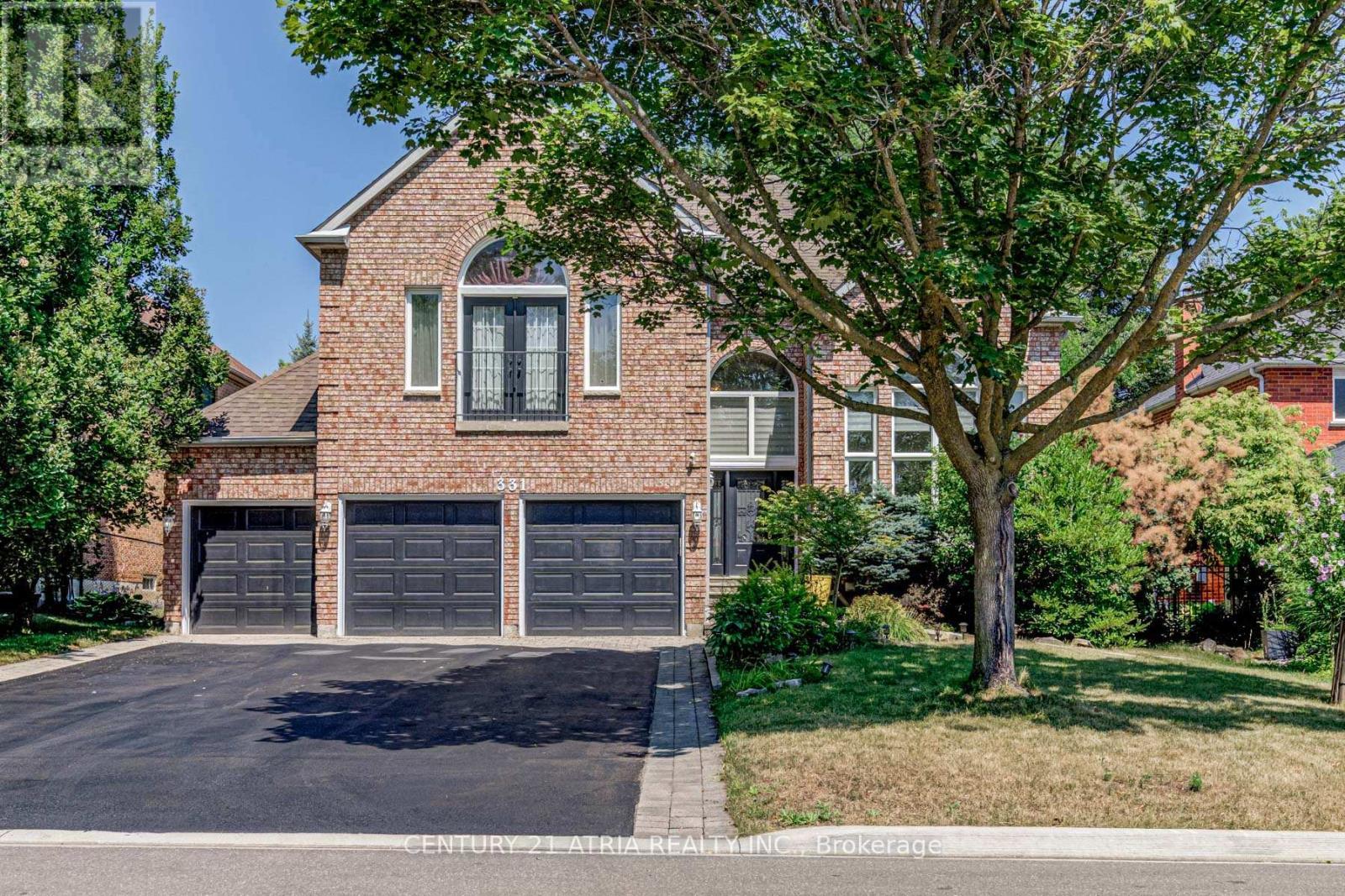 331 Binns Avenue, Newmarket, ON - Outdoor