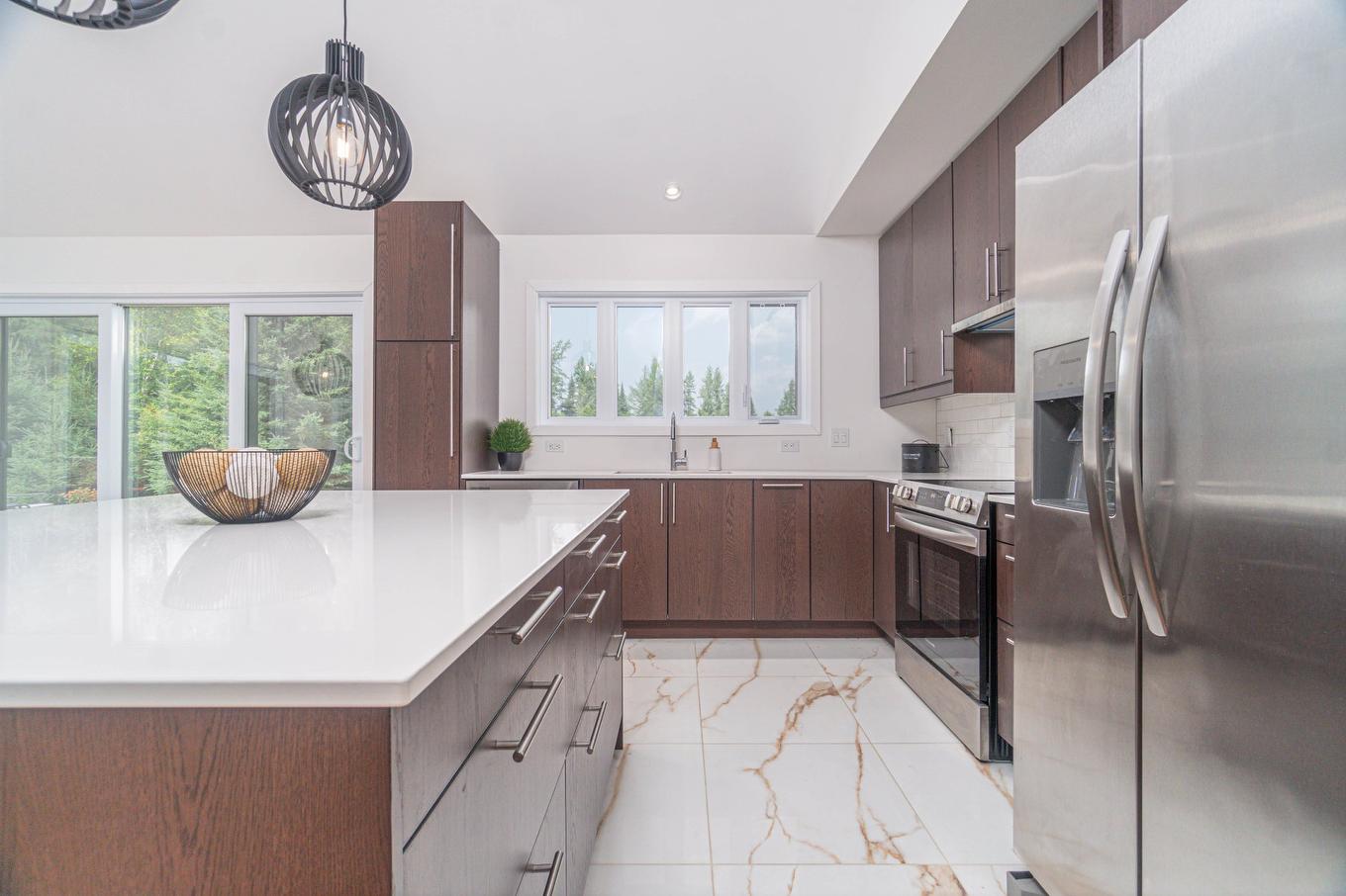 Kitchen - 145 7E Rang, Mont-Tremblant, QC - Indoor Photo Showing Kitchen With Upgraded Kitchen