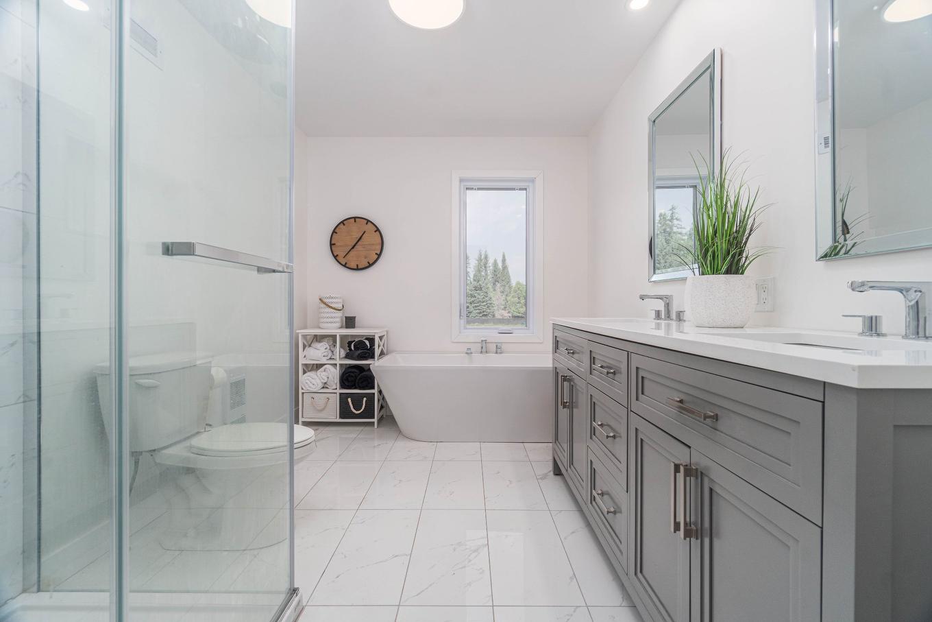 Bathroom - 145 7E Rang, Mont-Tremblant, QC - Indoor Photo Showing Bathroom