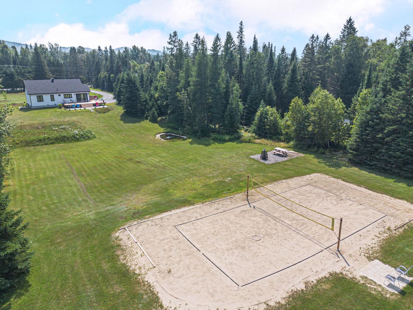 Exterior - 145 7E Rang, Mont-Tremblant, QC - Outdoor